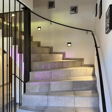 아파트 Falternhof Loft - Geschichte Trifft Auf Design