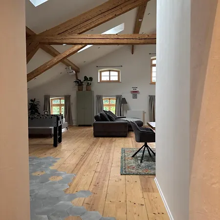 아파트 Falternhof Loft - Geschichte Trifft Auf Design