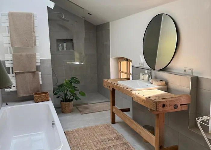 Falternhof Loft - Geschichte Trifft Auf Design Διαμέρισμα Höslwang