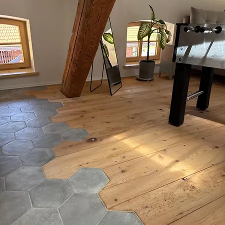 Falternhof Loft - Geschichte Trifft Auf Design Apartment