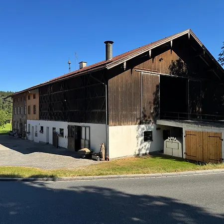 Appartamento Falternhof Loft - Geschichte Trifft Auf Design Höslwang